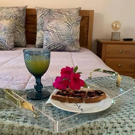 Apartamento Lovely T2- 88a - Vila Srª Da Rocha,armacao De Pera *