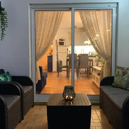 Lovely T2- 88a - Vila Srª Da Rocha,armacao De Pera Apartamento *