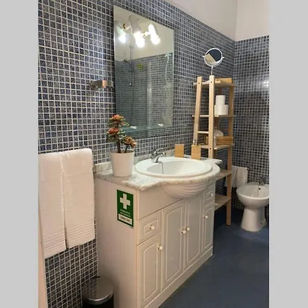 Lovely T2- 88a - Vila Srª Da Rocha,armacao De Pera 포르체스
