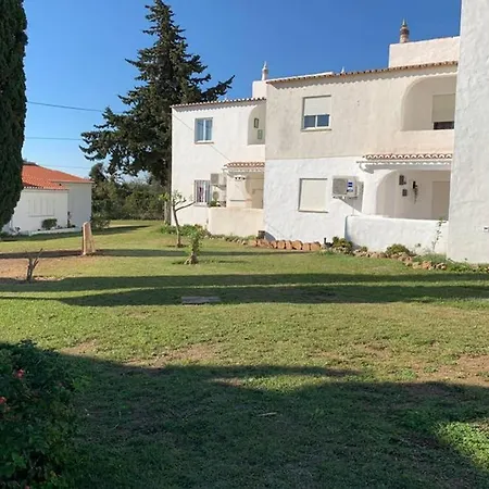 Lovely T2- 88a - Vila Srª Da Rocha,armacao De Pera 아파트