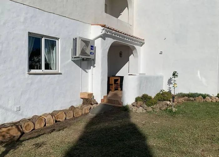 Lovely T2- 88a - Vila Srª Da Rocha,armacao De Pera Apartment