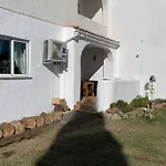 Lovely T2- 88a - Vila Srª Da Rocha,armacao De Pera Apartment